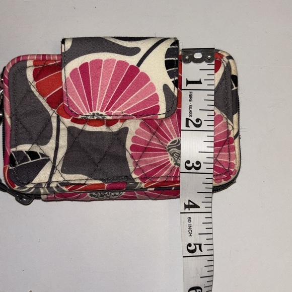VERA BRADLEY QUILTED MINI WRISTLET/WALLET PINK/GRAY FLORAL DESIGN - Picture 8 of 8